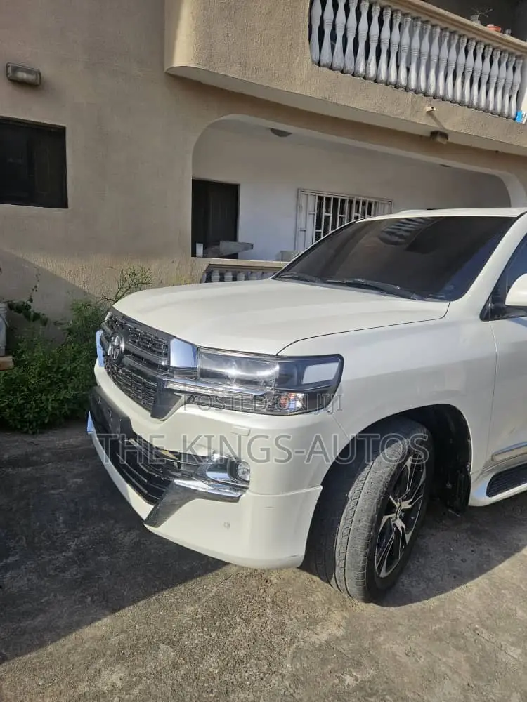 Toyota Land Cruiser 4.0 V6 GXR 2020 White