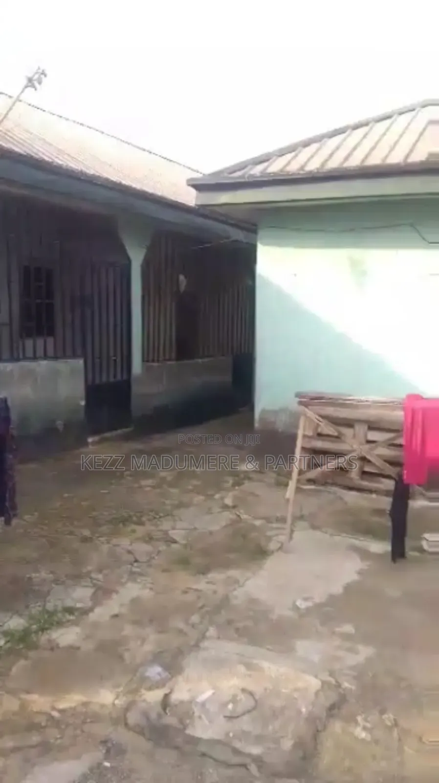 12bdrm Block of Flats in Sars Road Port for sale