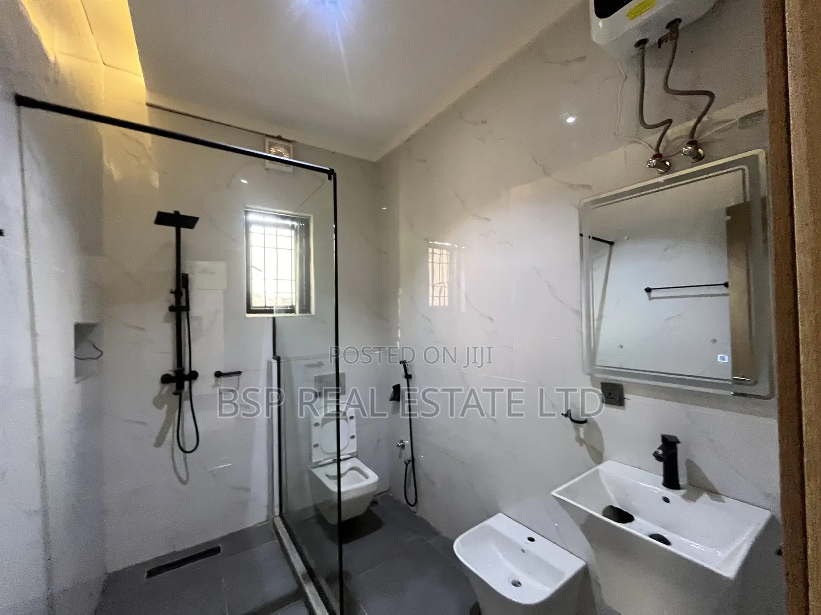 4bdrm Townhouse/Terrace in Jahi for sale