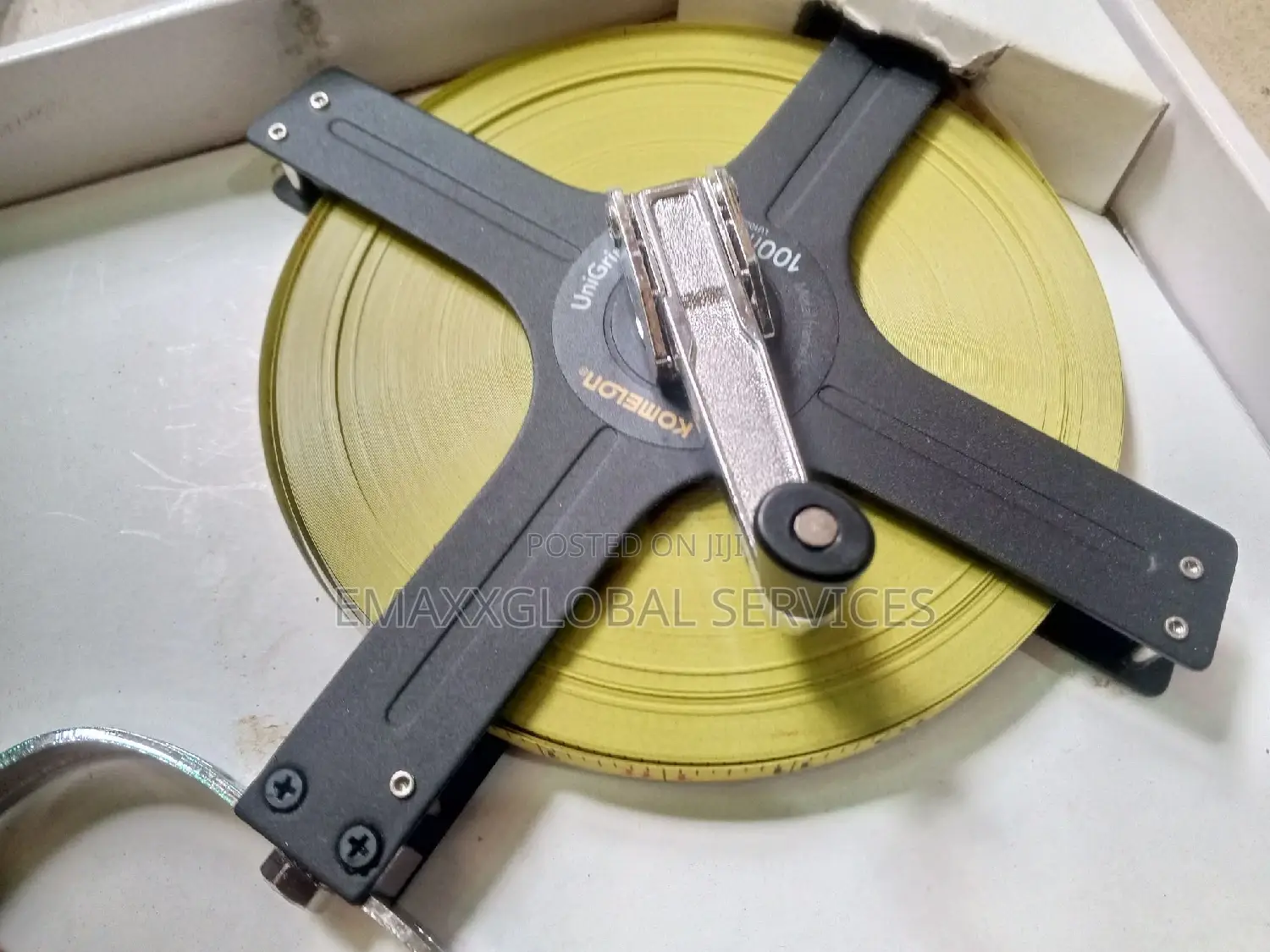 100mm/330ft Unigrip Metal Frame Long Steel Measuring Tape