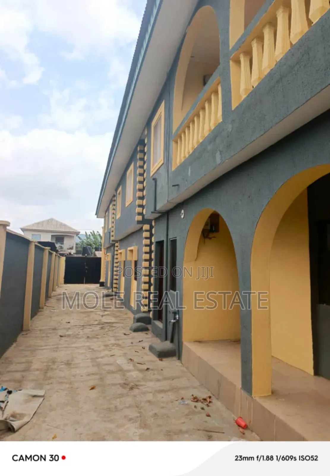 3bdrm Block of Flats in Toll Gate, Ajegunle for sale