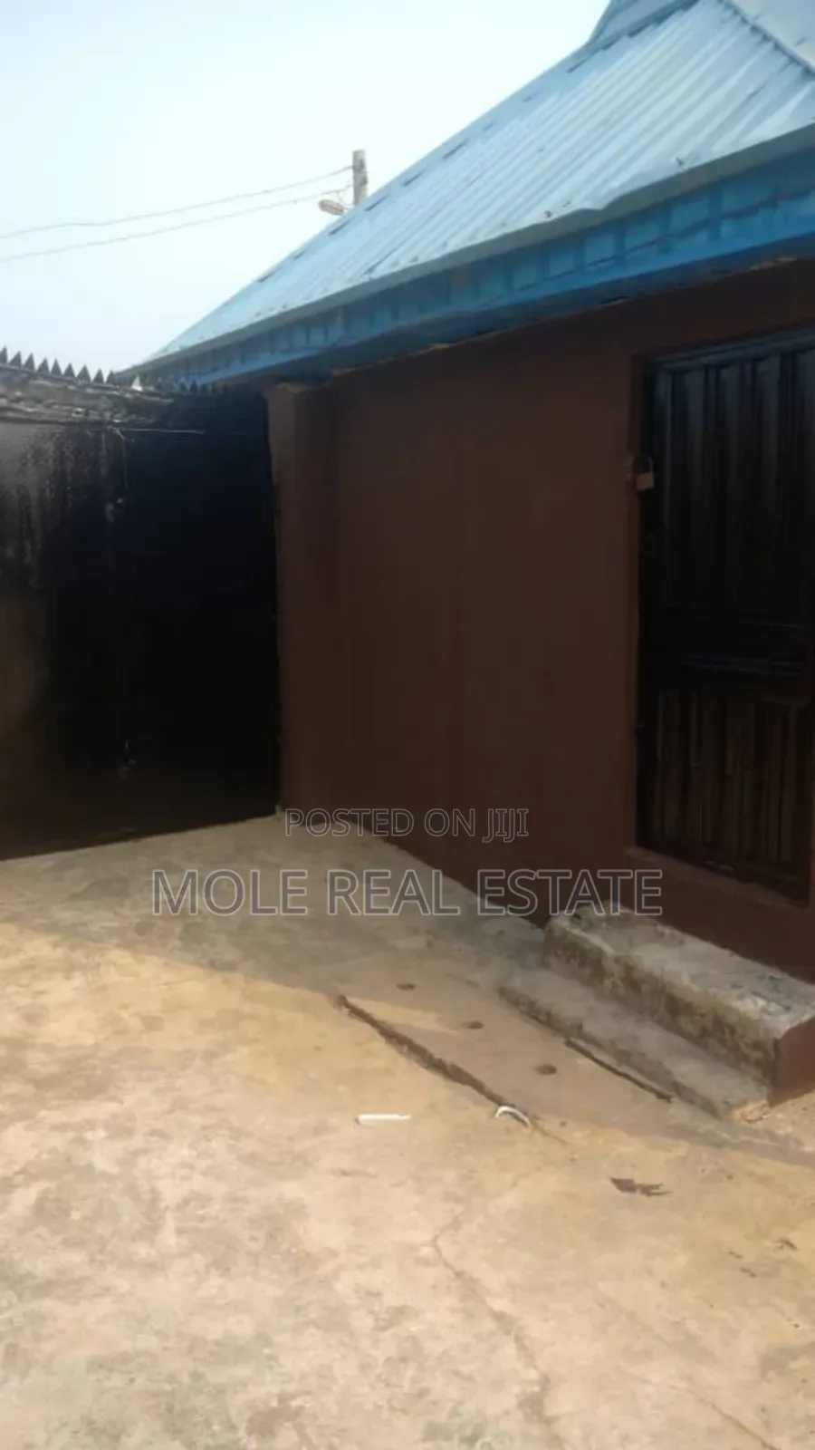 A Storey Building Wit 7 Rooms Governor's Rd
