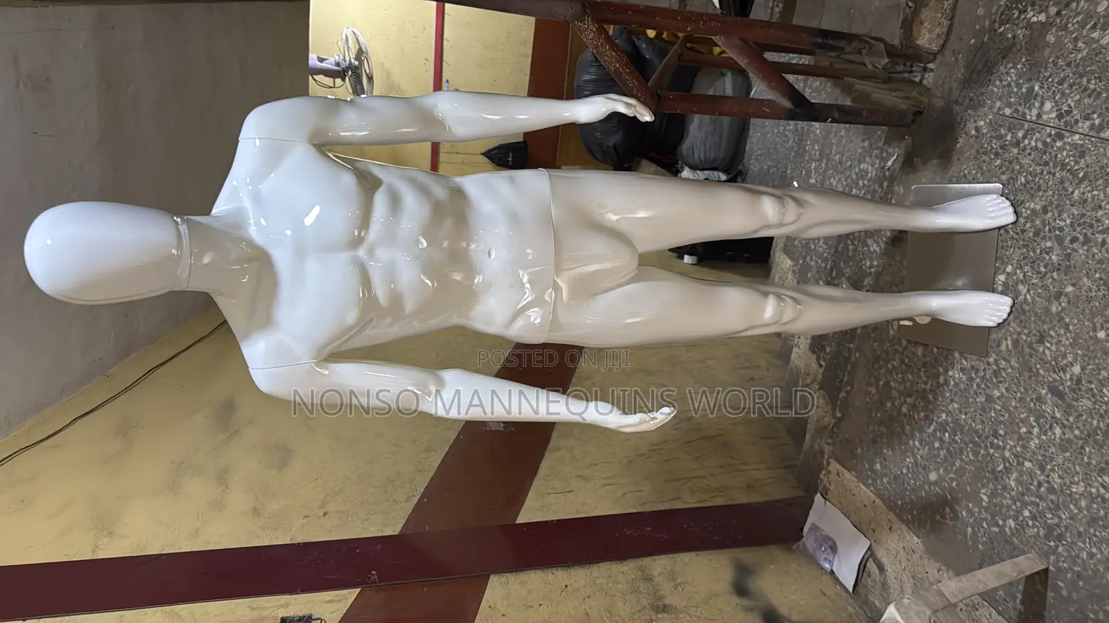 Faceless Glossy White Male Standard Body Size Mannequin