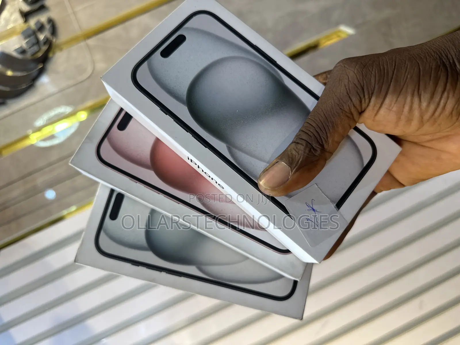 New Apple iPhone 15 128 GB Black