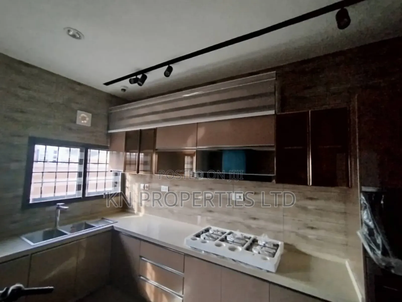 Furnished 4bdrm Duplex in Guzape District for sale
