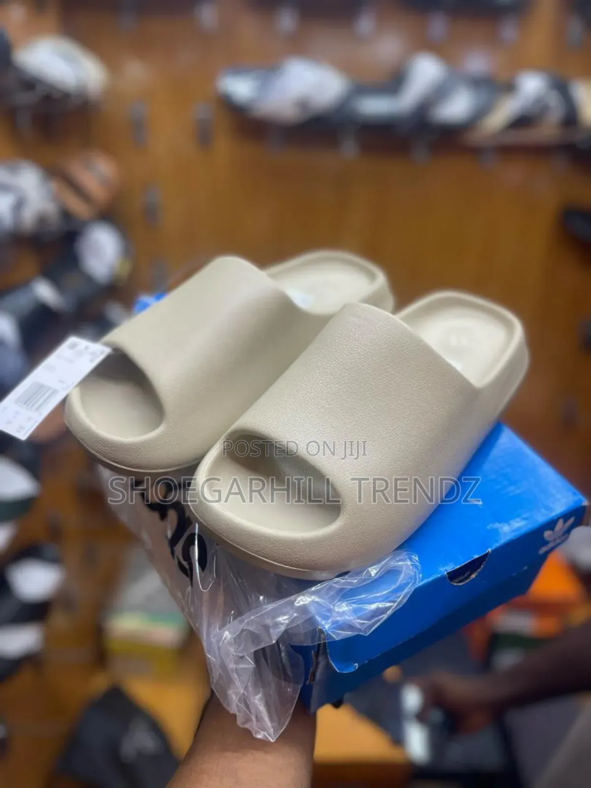 Adidas Yeezy Foamy Slides
