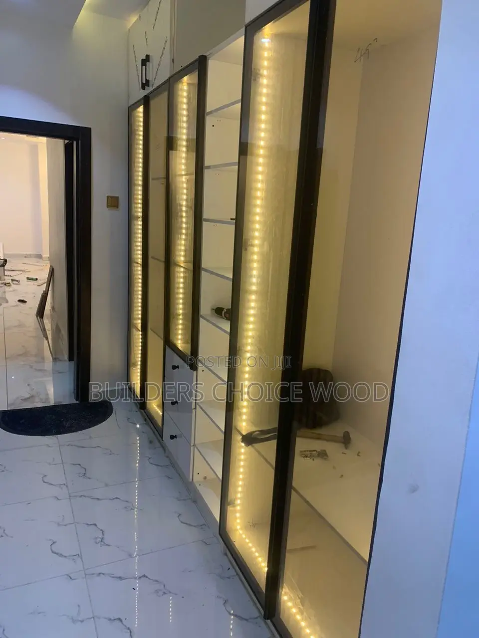 Glass Wardrobe With Rope Lights