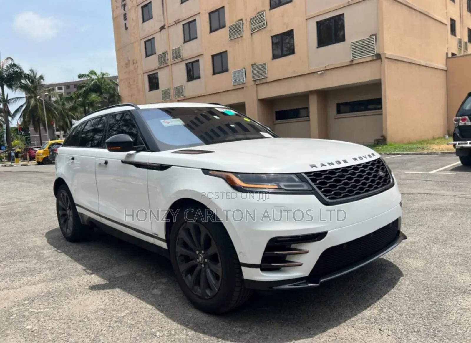 Land Rover Range Rover Velar P380 SE R-Dynamic 4x4 2018 White