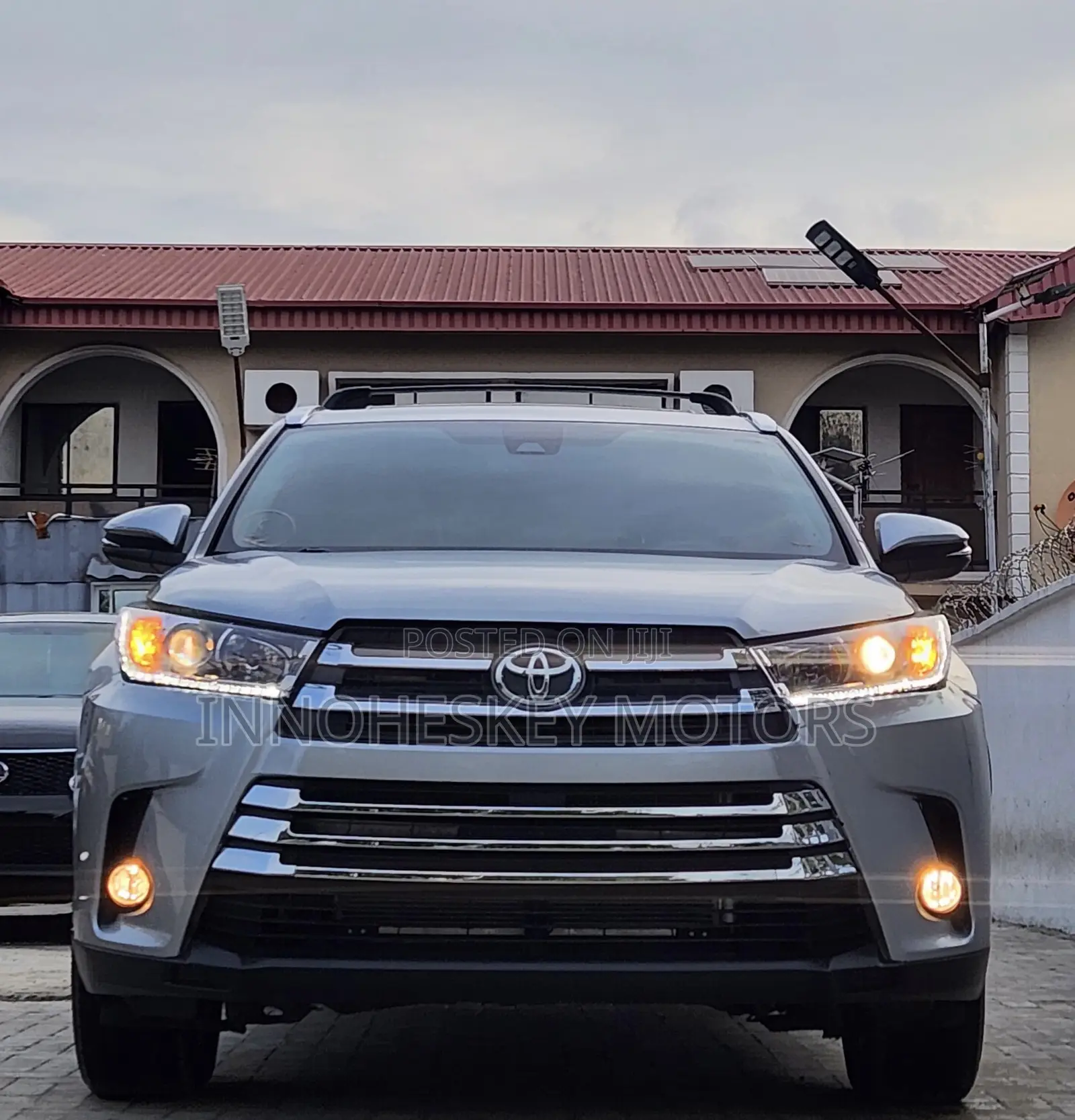 Toyota Highlander XLE 2019 Silver