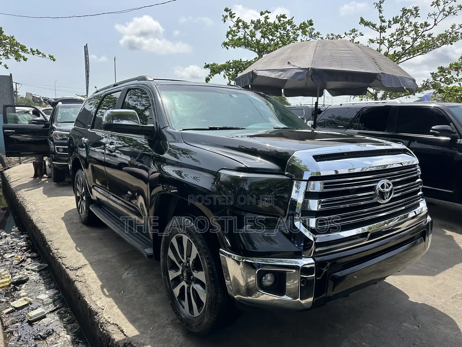 Toyota Sequoia 2016 Black