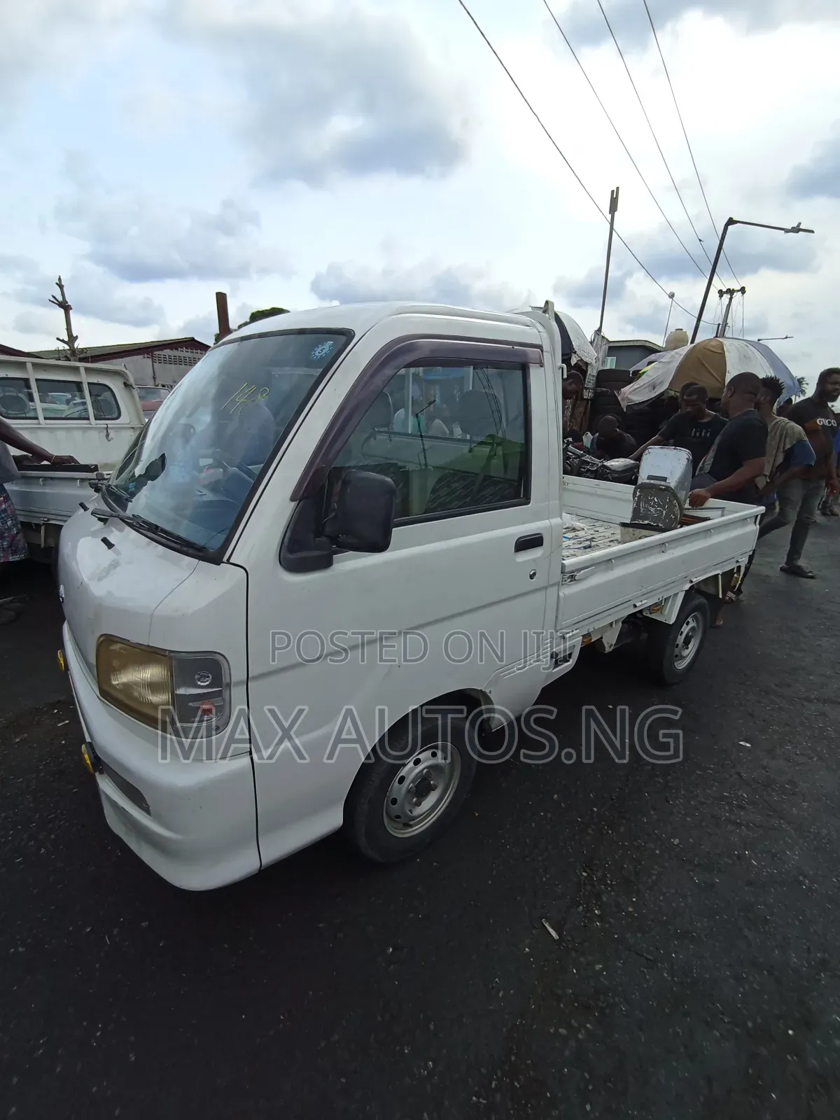 Hijet Truck (Non Cut)Tokunbo