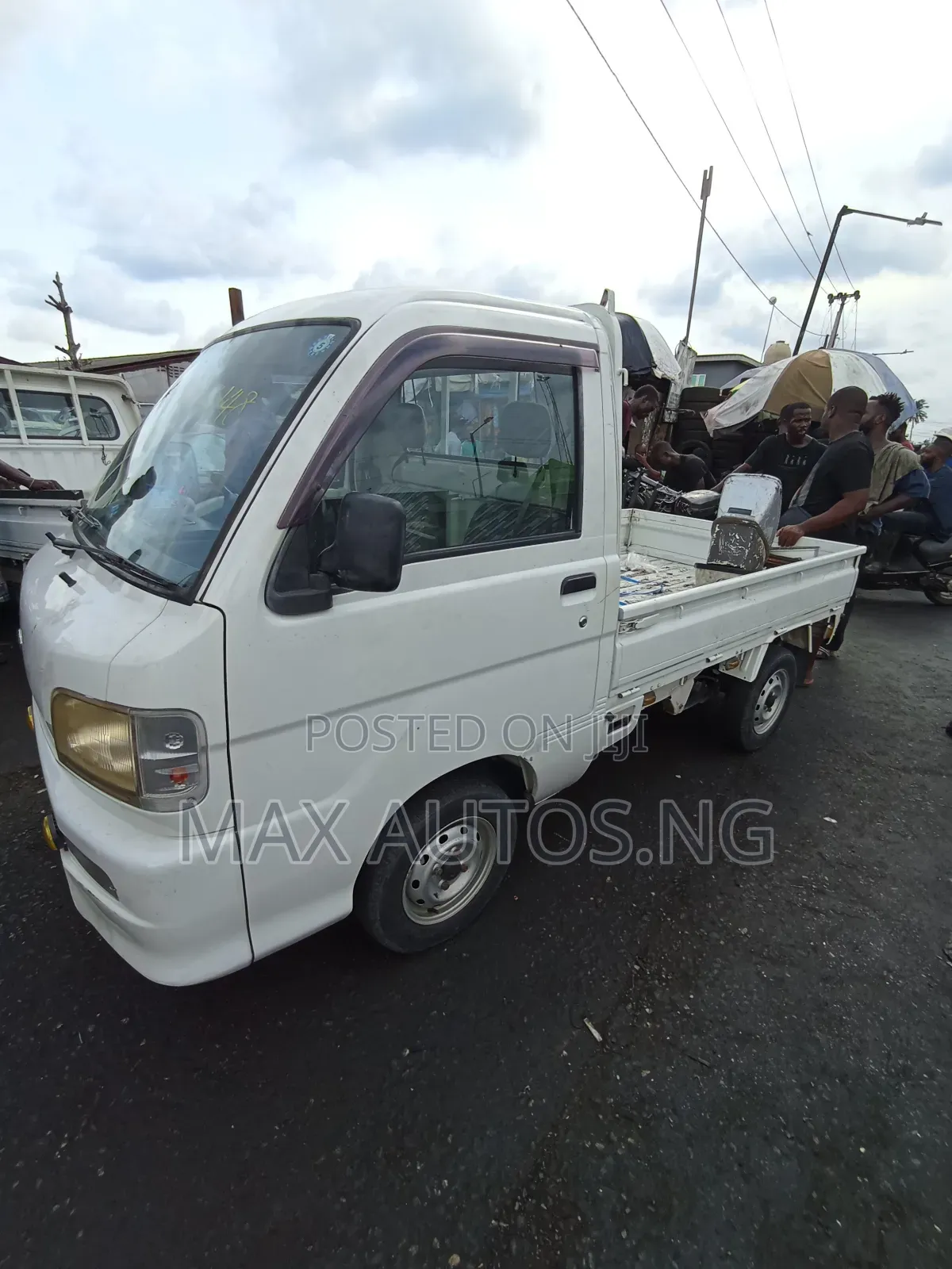 Hijet Truck (Non Cut)Tokunbo