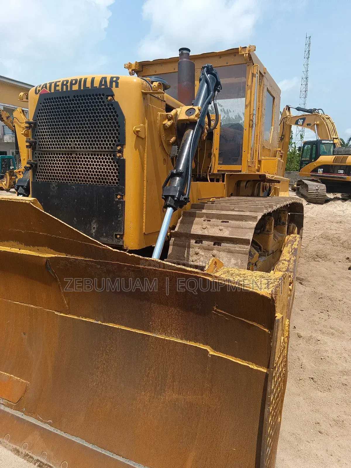 Caterpillar D8h Bulldozer Price: 150million Naira.