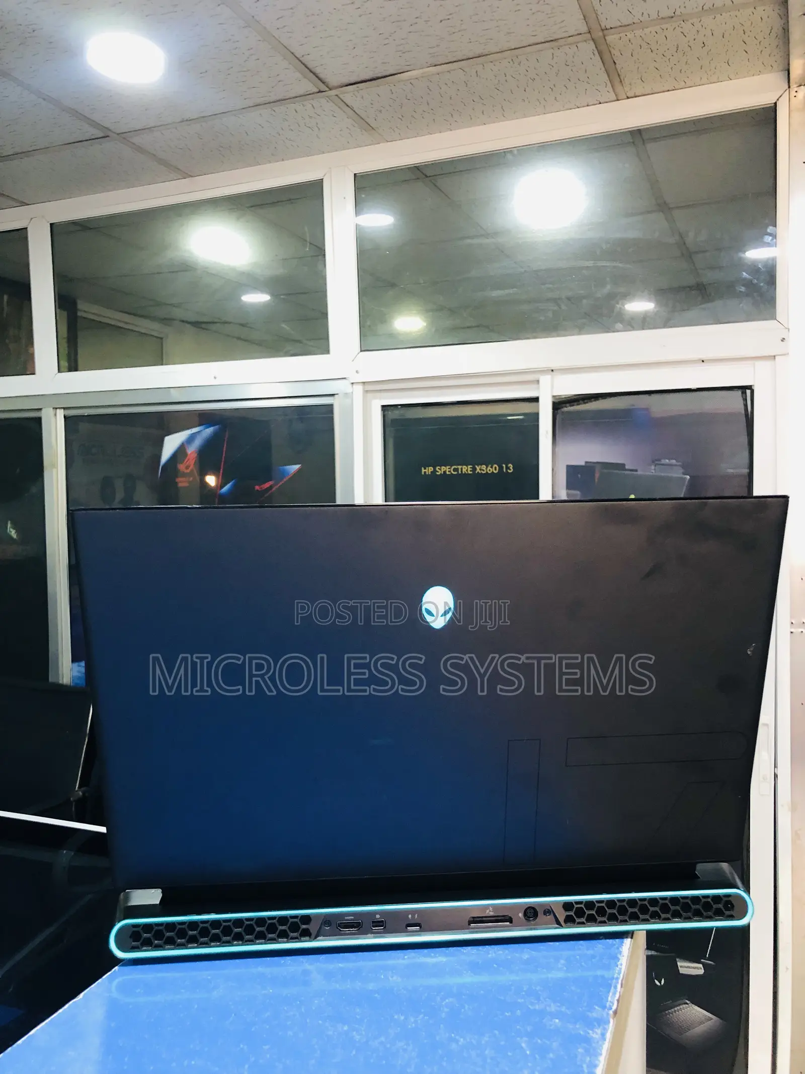 Laptop Dell Alienware M17 R3 16GB Intel Core I7 SSD 1T