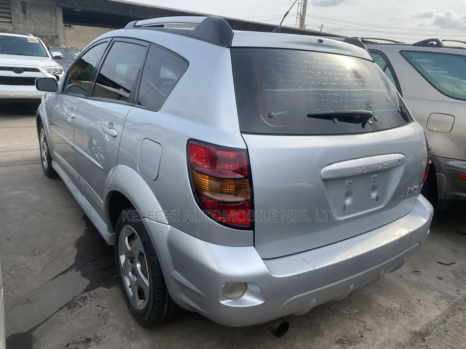 Pontiac Vibe 1.8L 2010 Silver
