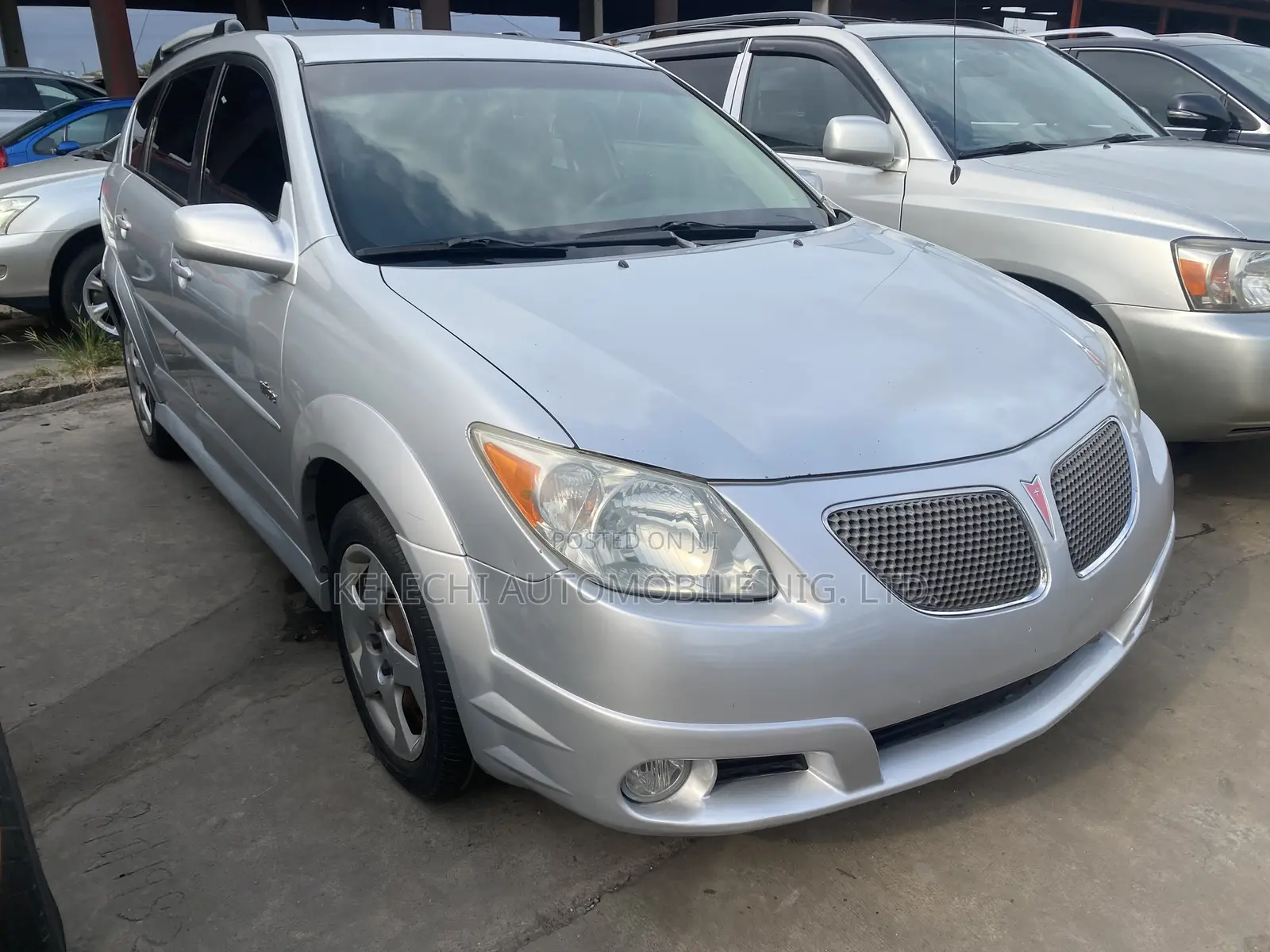 Pontiac Vibe 1.8L 2010 Silver