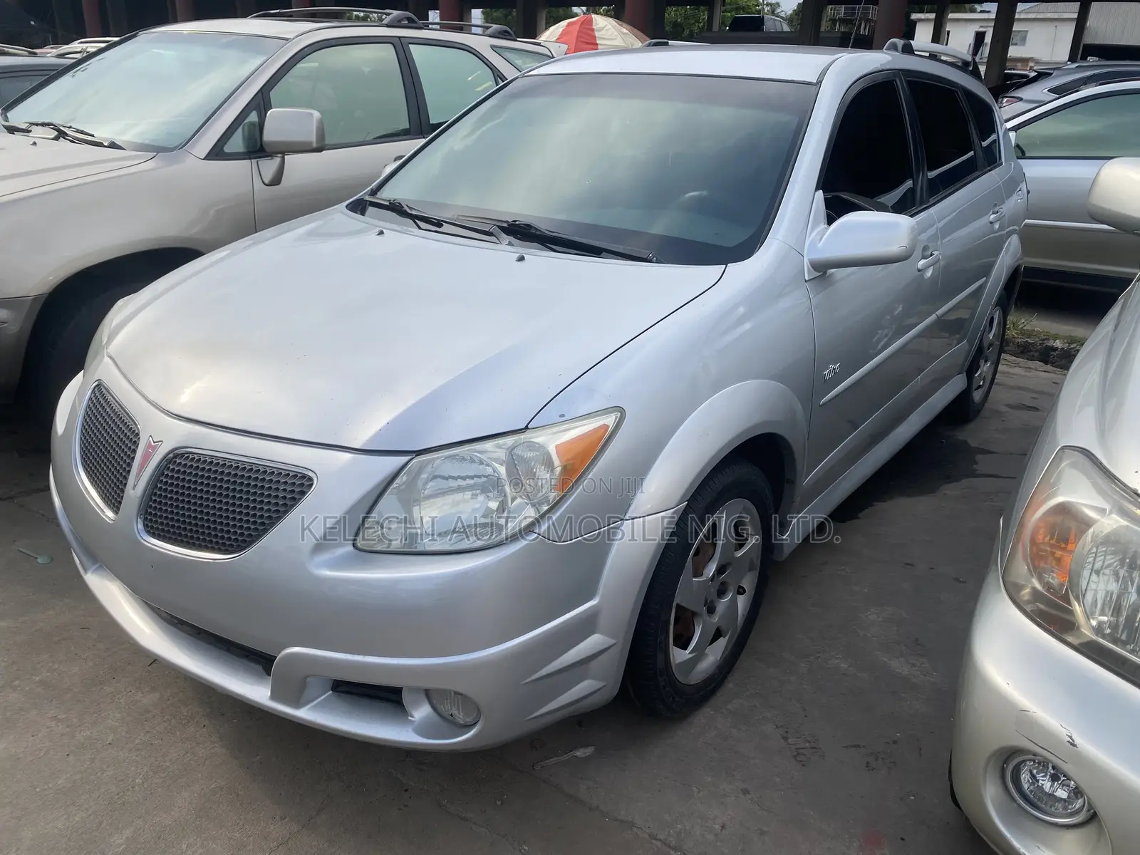 Pontiac Vibe 1.8L 2010 Silver