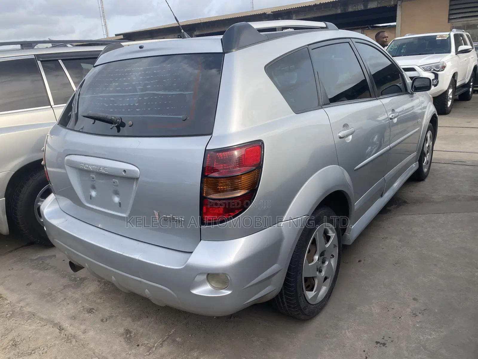 Pontiac Vibe 1.8L 2010 Silver