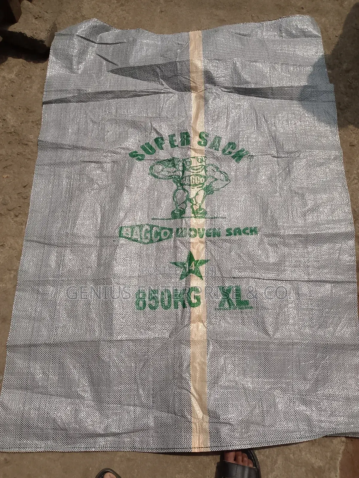 850kg Woven Storage Capacity Sack Bags in (Dozen Bales)
