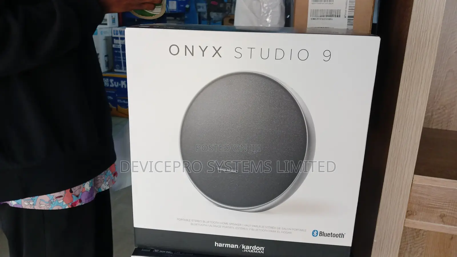 Harman Kardon Onyx Studio 9