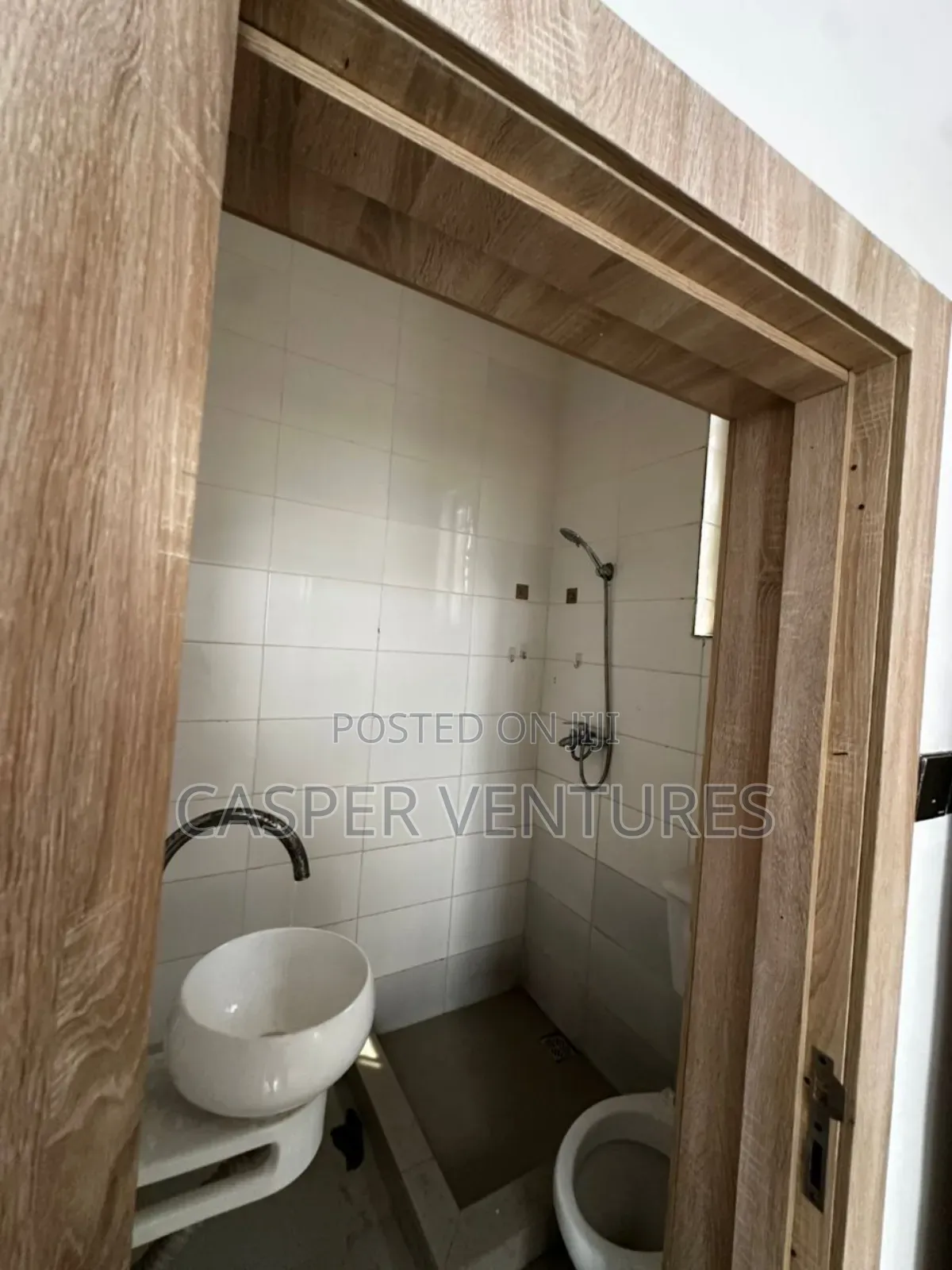 1bdrm Shared Apartment in Orchid, Lekki Phase 2 for rent