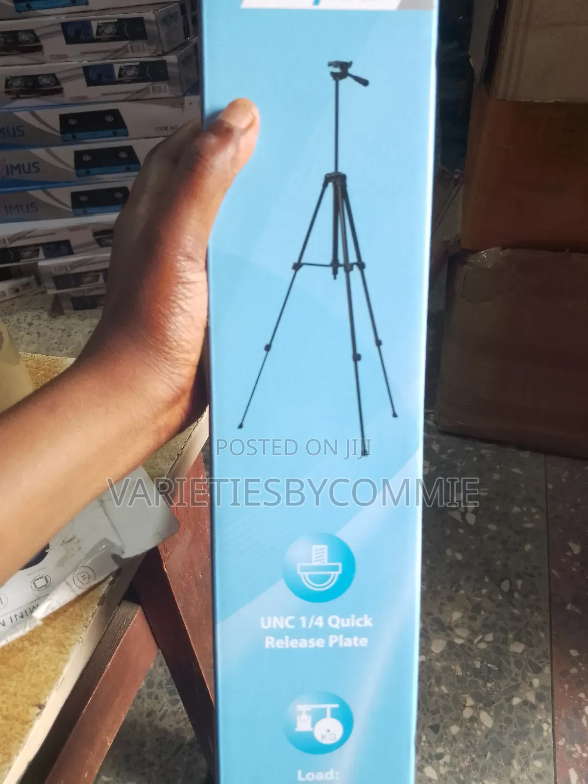 125cm Iron Self Leveling Tripod Stand