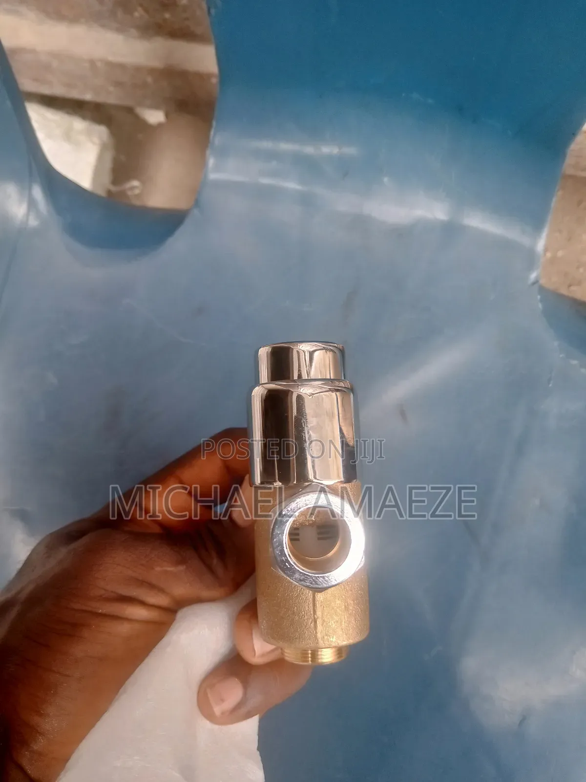 Original Conduit Cross Urinary Tap