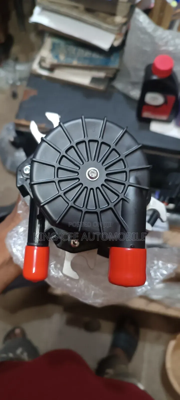 Air Pump for Toyota Hilux and Prado