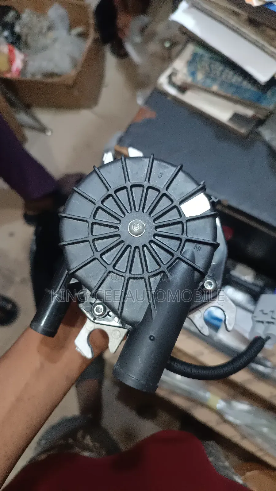 Air Pump for Toyota Hilux and Prado