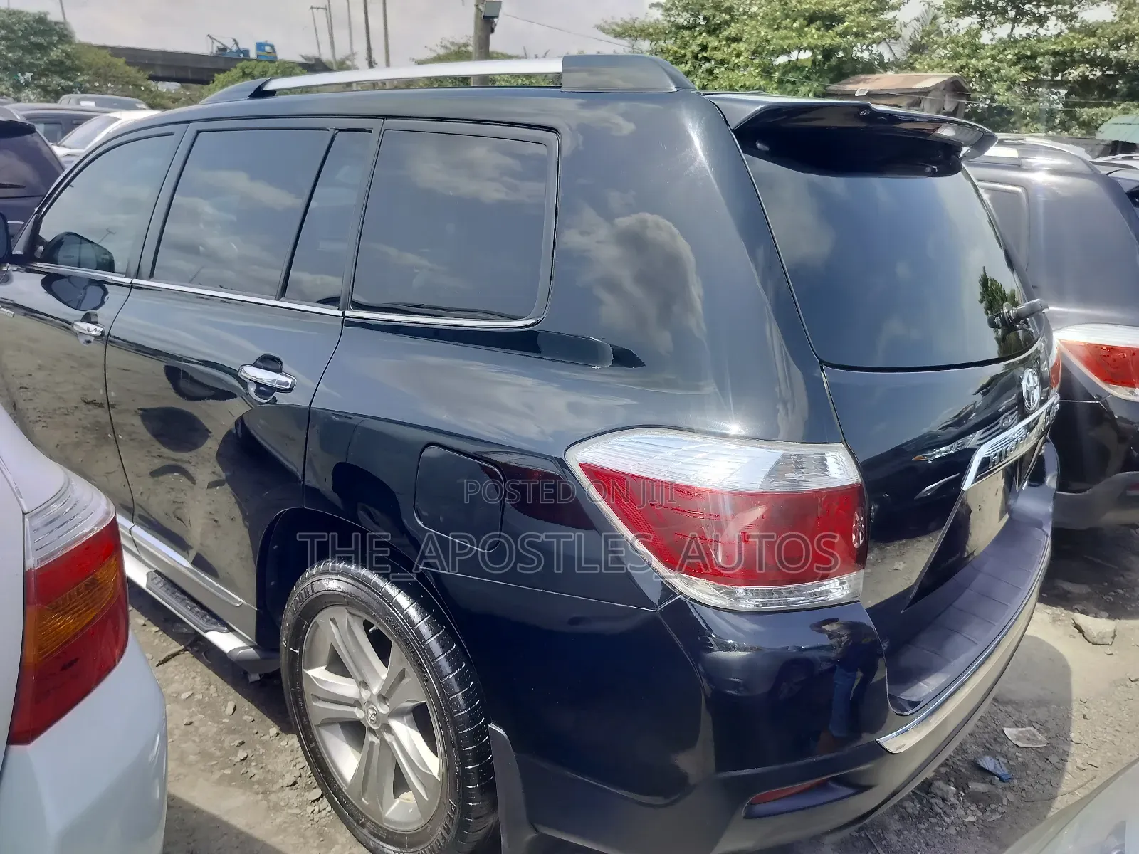 Toyota Highlander SE 2012 Black