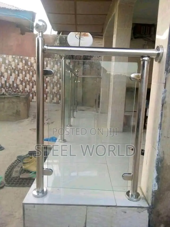 Plane 10m Glass