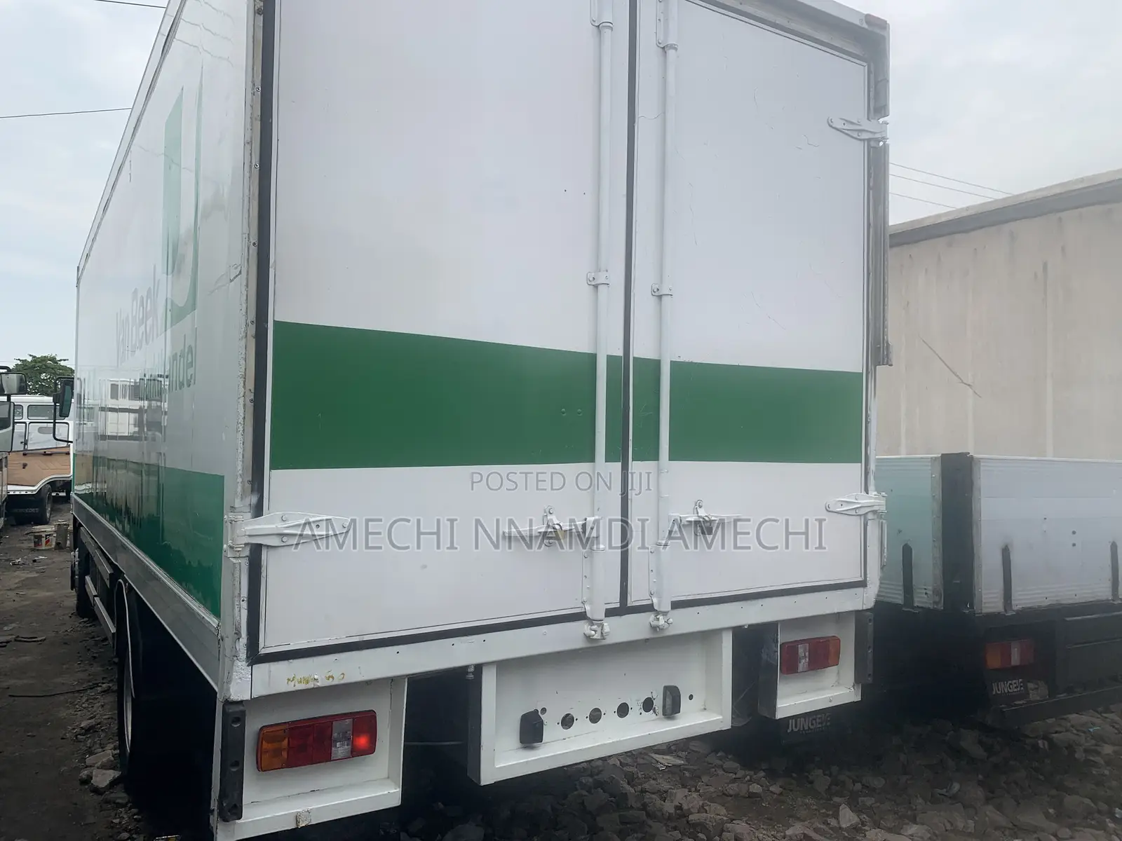 Foreigners Used Mercedes Benz 1824 Container Body