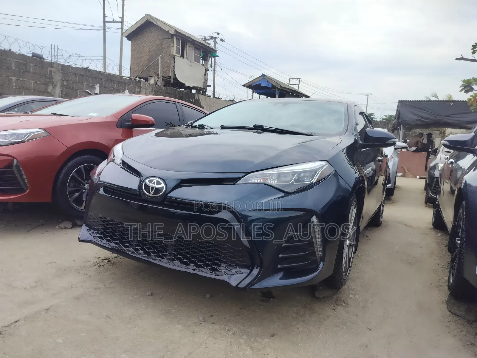 Toyota Corolla SE (1.8L 4cyl 2A) 2019 Blue