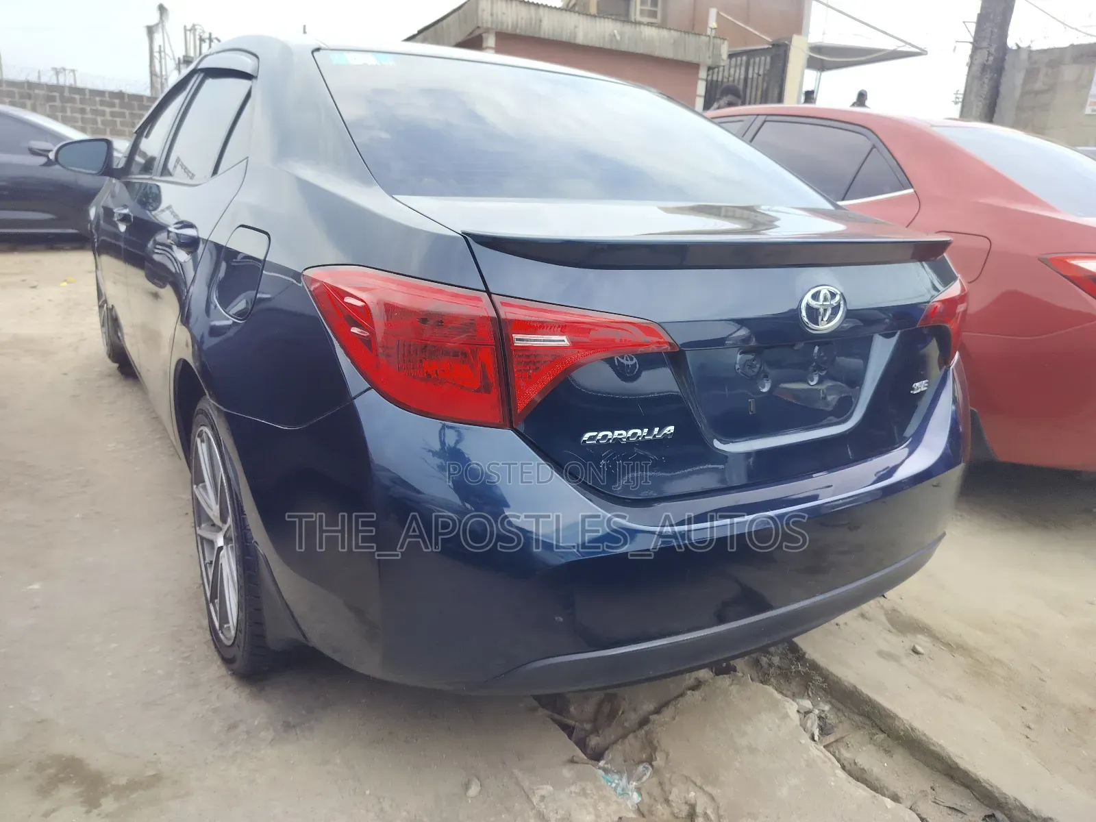 Toyota Corolla SE (1.8L 4cyl 2A) 2019 Blue