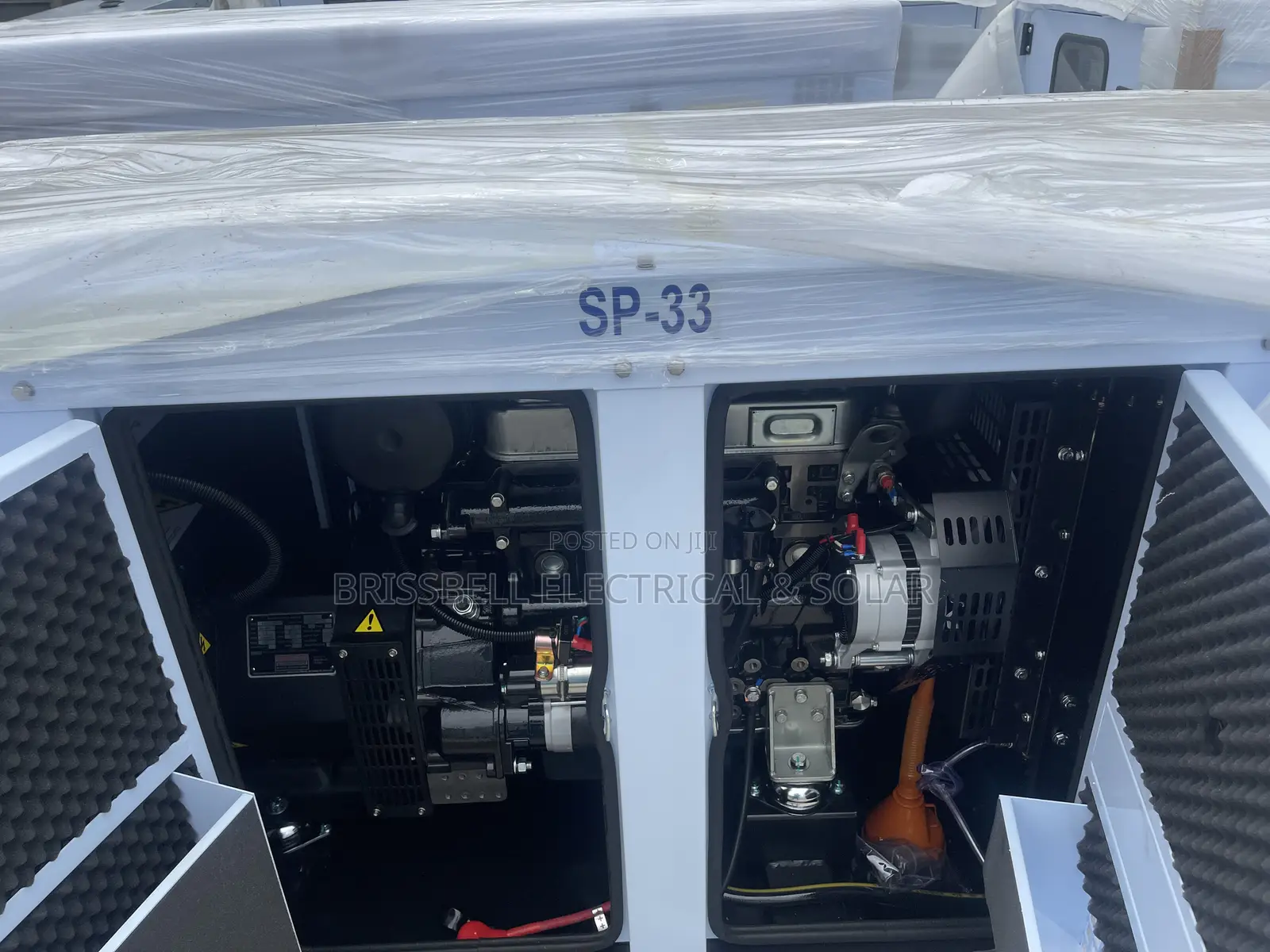 Brilliant England Perkins Soundproof Diesel Generator 33kva