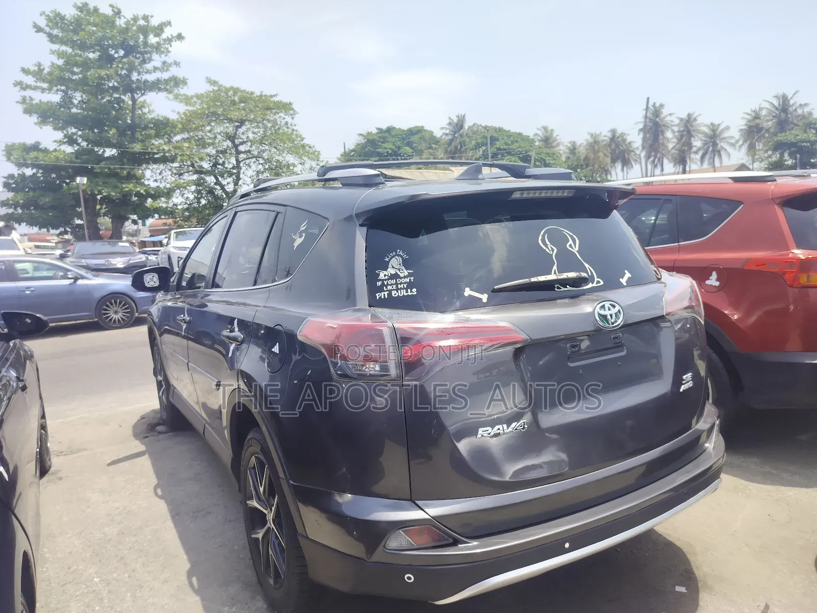 Toyota RAV4 SE AWD (2.5L 4cyl 6A) 2017 Gray