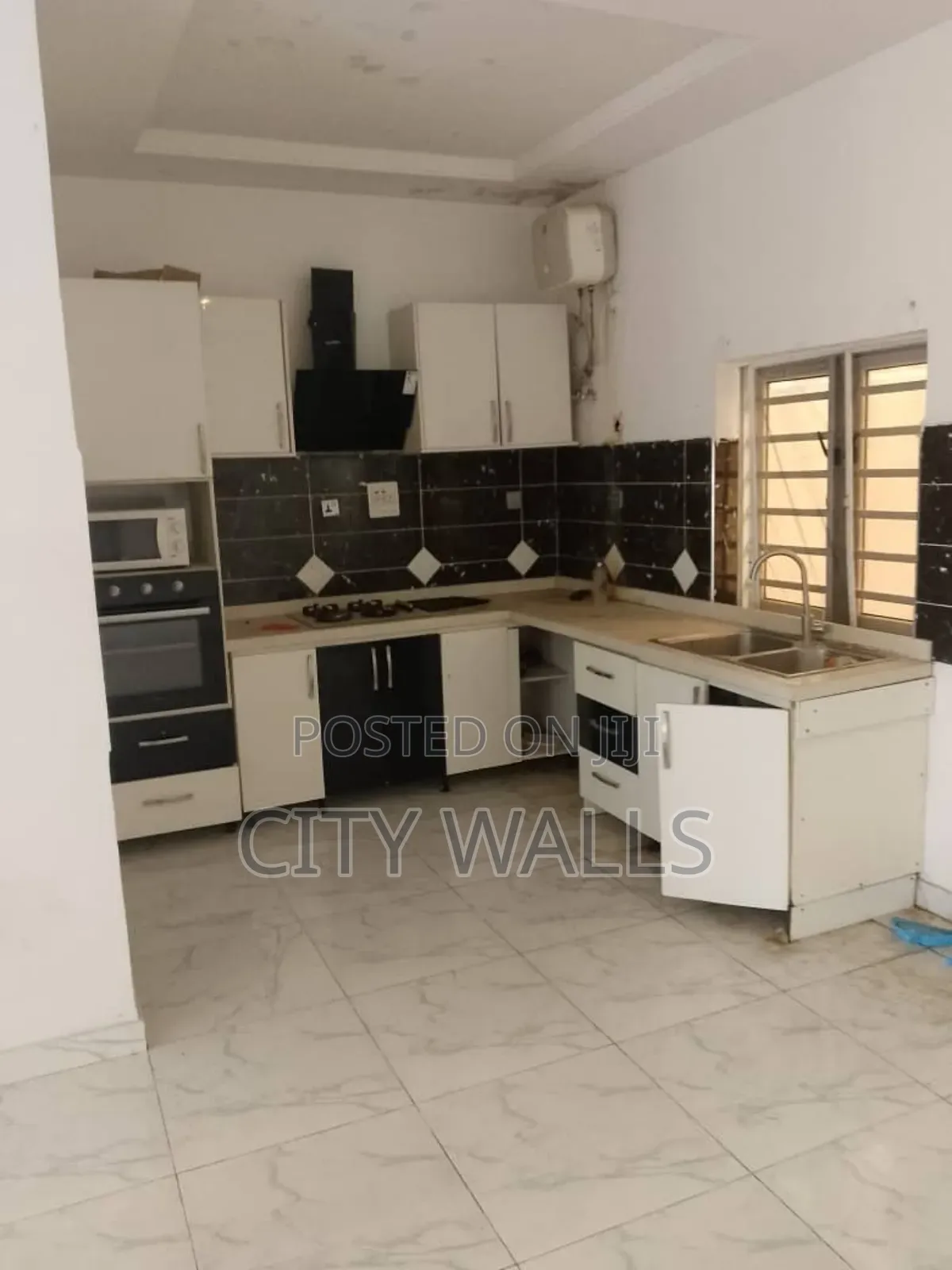 2bdrm Block of Flats in Agungi for rent