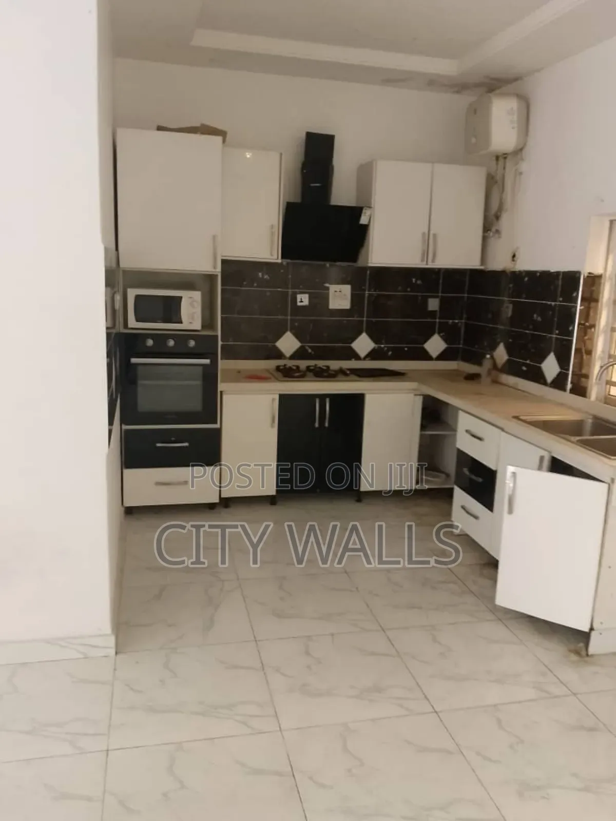 2bdrm Block of Flats in Agungi for rent