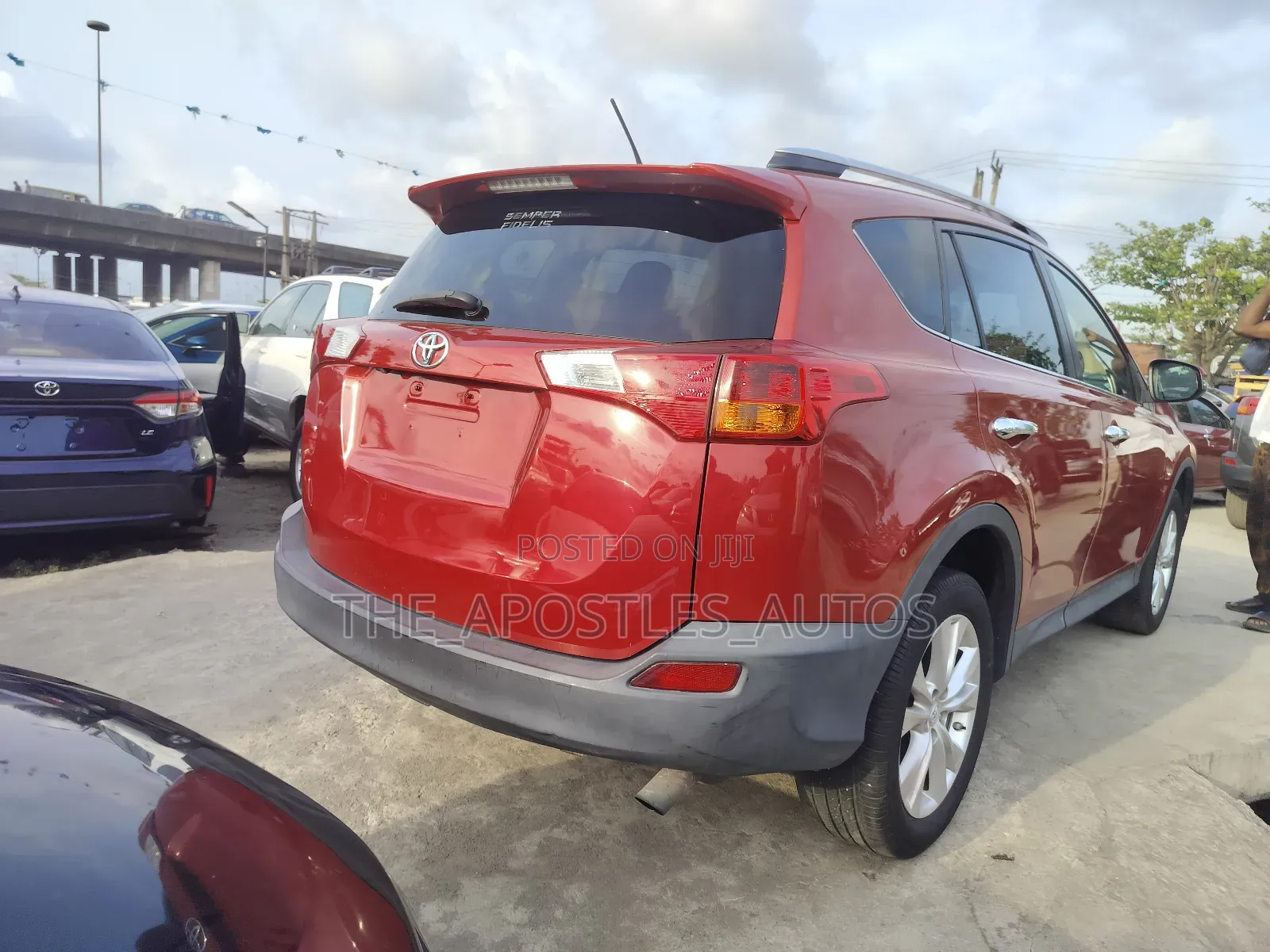 Toyota RAV4 2014 Red