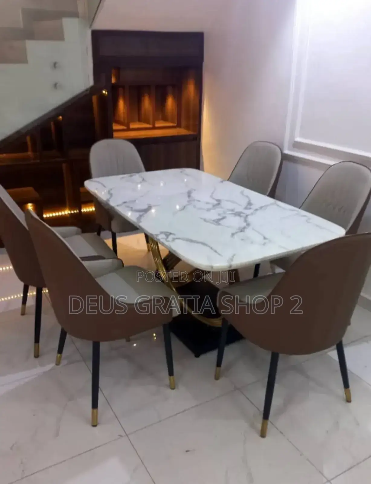 Marble Dining Table With Centre Stand and Chairs W