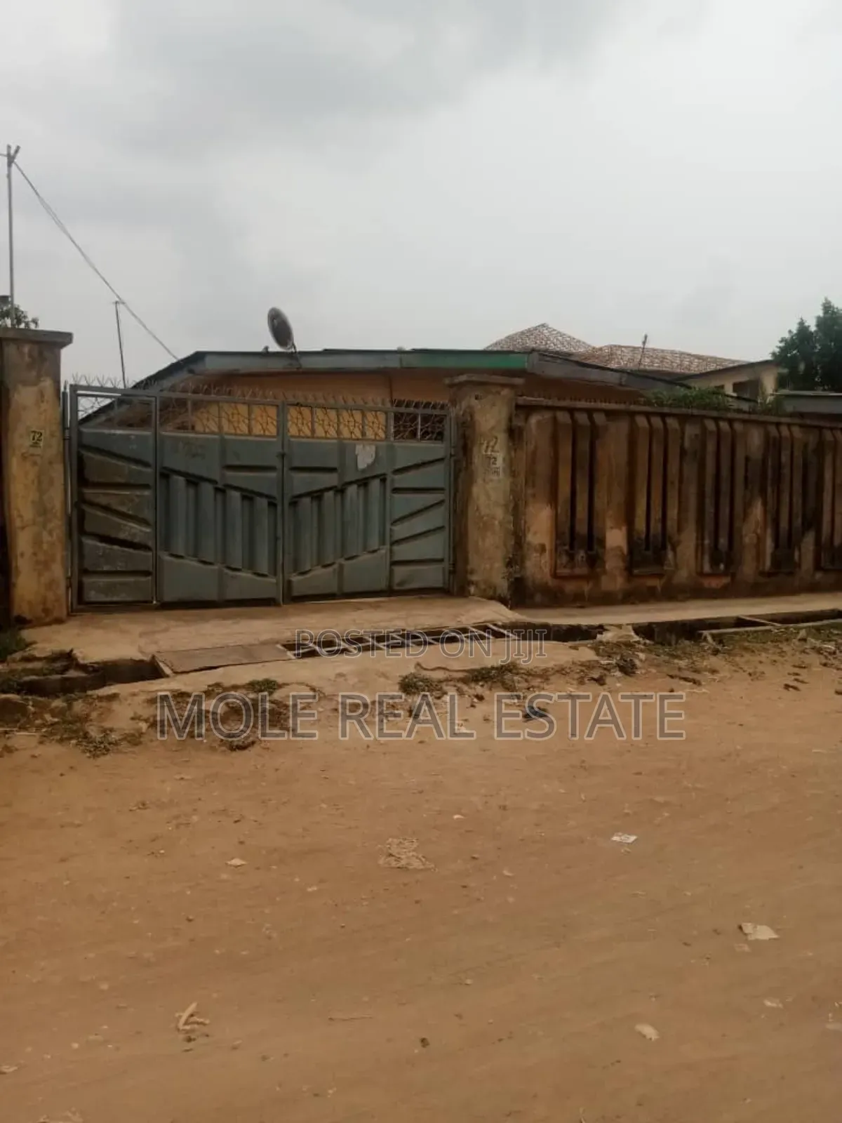 Solid 3 Units of 3 Bedrooms Roi Off Governor Rd