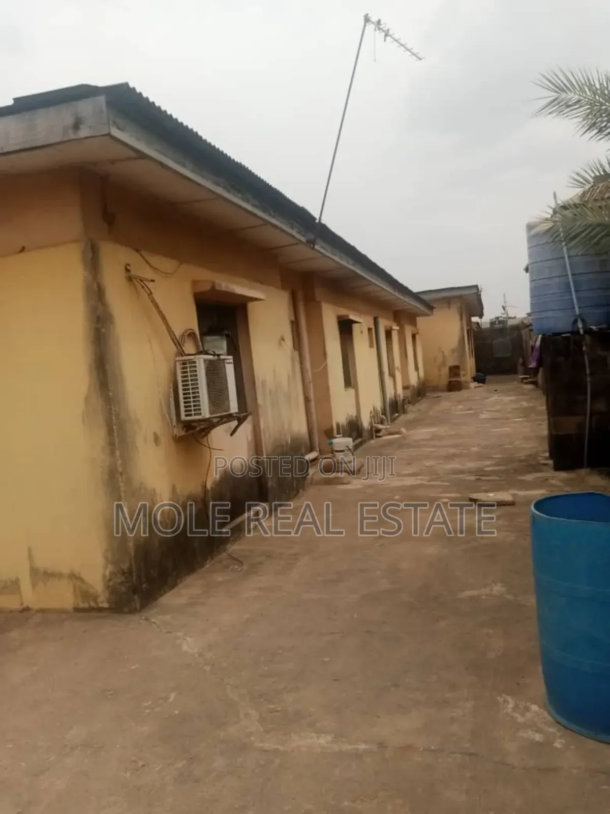 Solid 3 Units of 3 Bedrooms Roi Off Governor Rd