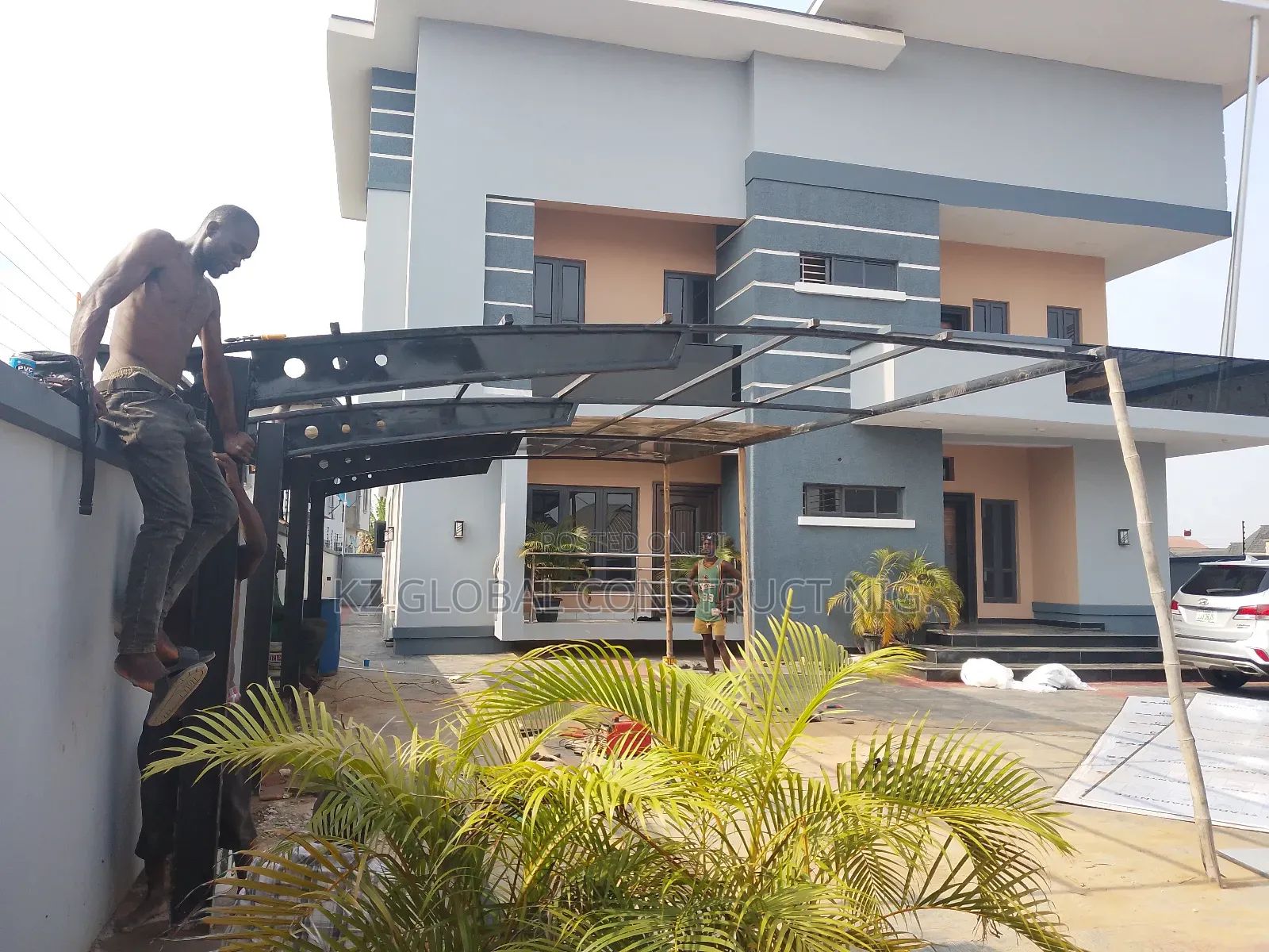 H-beam Carport With Danpalon Coverings 003