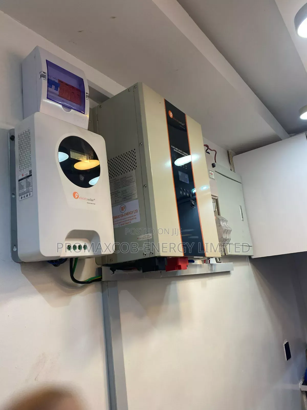 5kva Inverter, 10kwh Lithium Battery 400w Panel X9 Unit