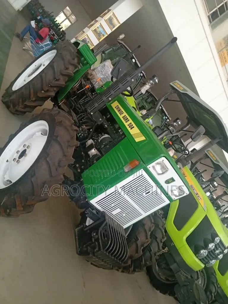 4wheel Driving Tractor