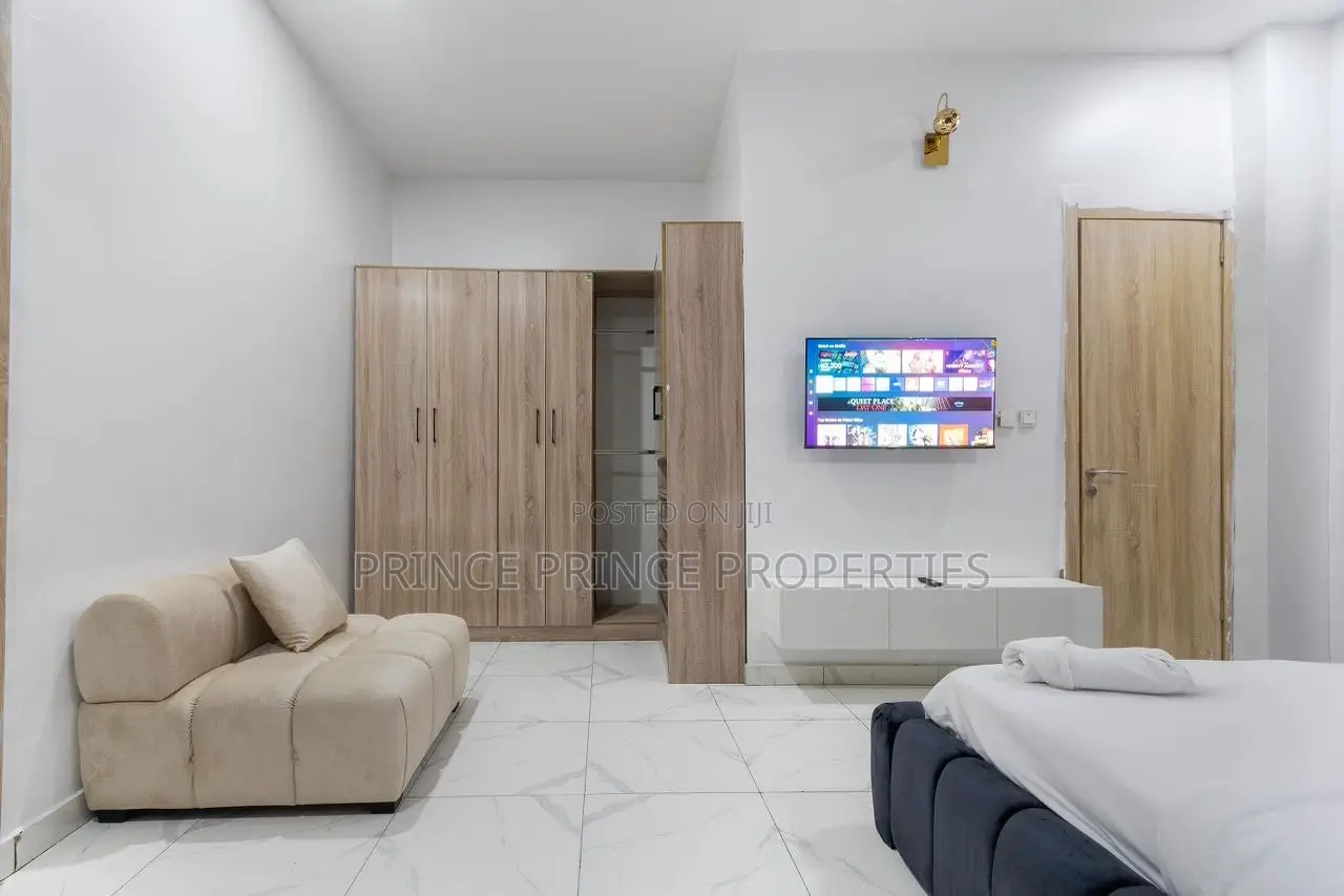 Furnished 2bdrm Block of Flats in Surulere for rent