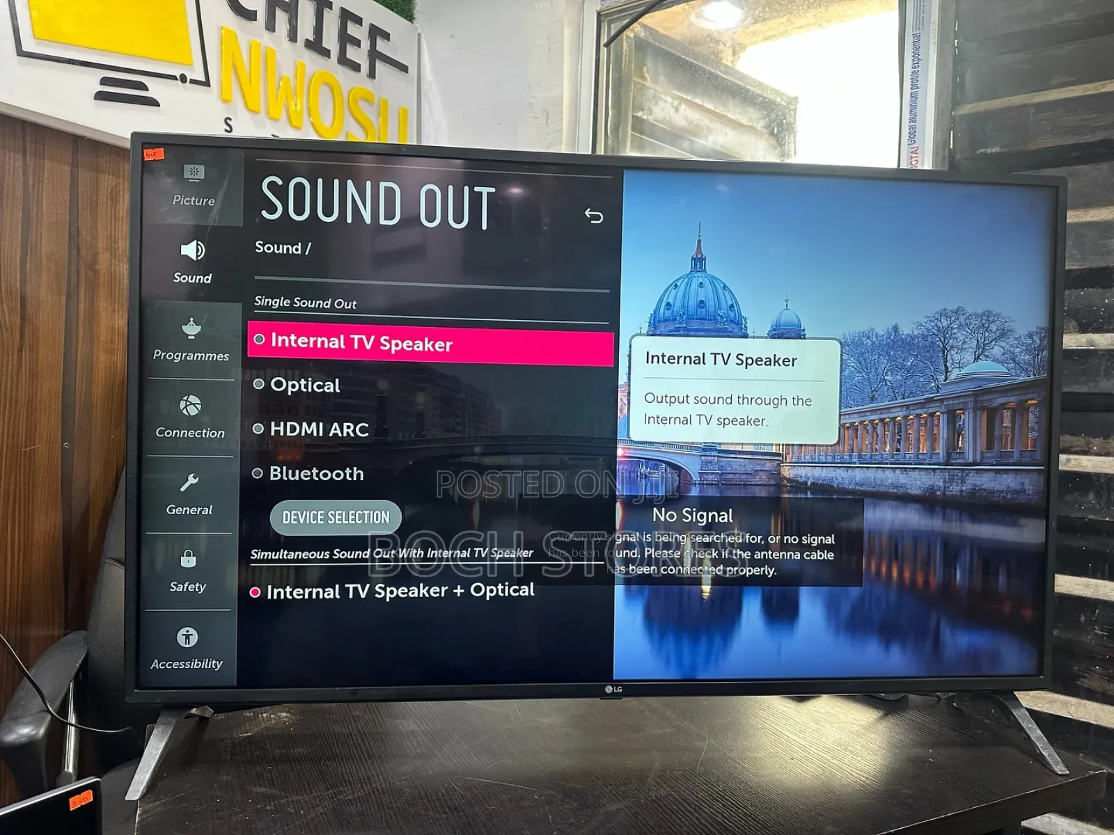 Lg 50inches Smart Tv With Airplay and Bluetooth