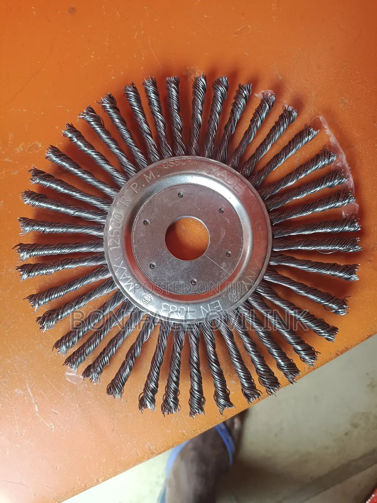 Power Brush Without Nut 7"