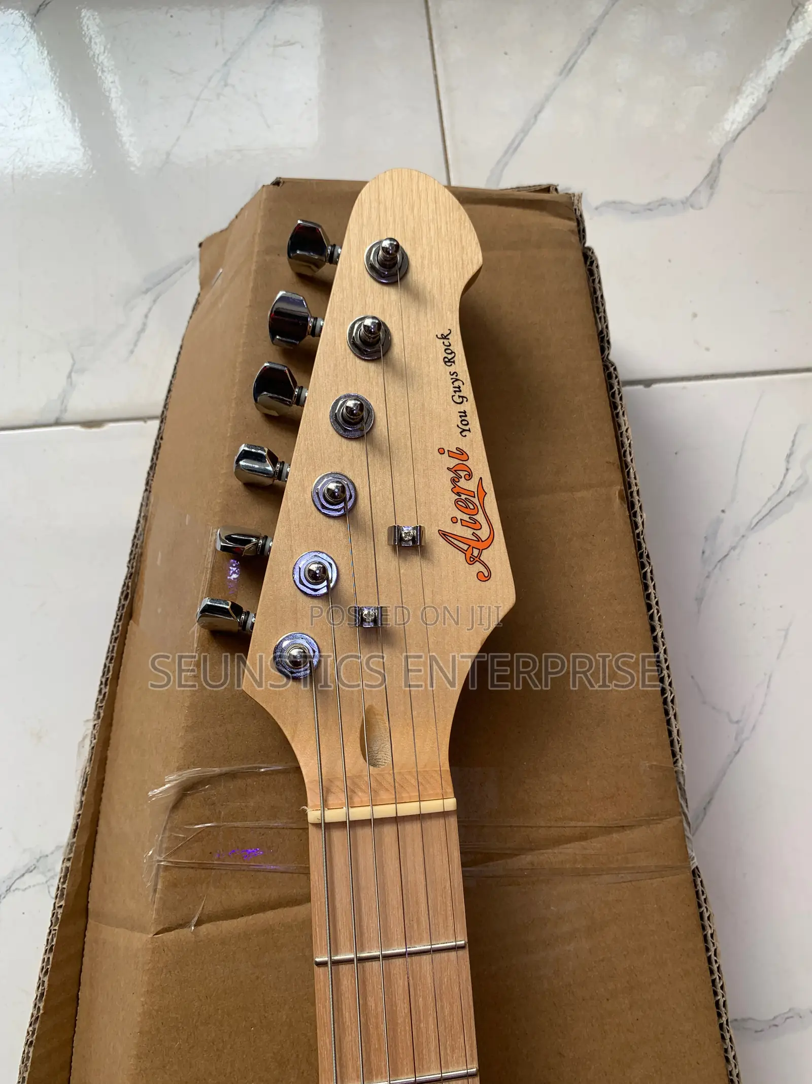 Quality Aiersi Stratocaster Lead Guitar