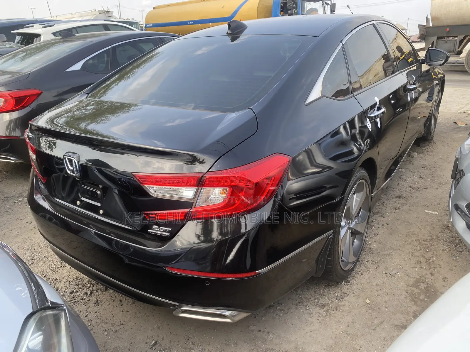 Honda Accord Touring 2.0T 2018 Black